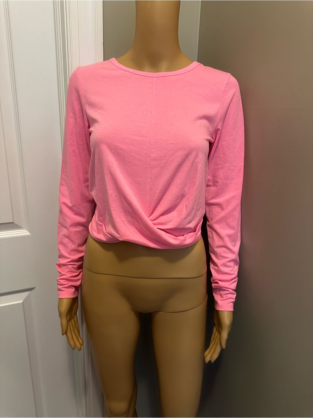 Lilly Pulitzer  Greer Long-Sleeve Twist Hem Top in Pink Shandy